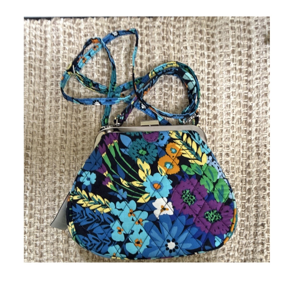 Vera Bradley Multicolor Floral Quilted Crossbody Bag Clasp Women's‎ Small